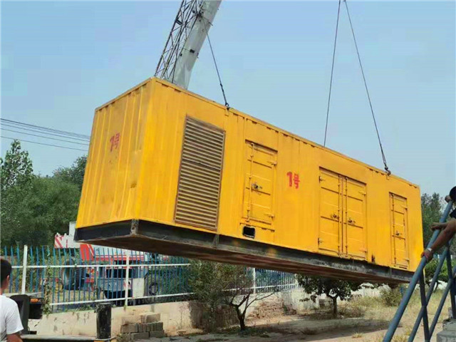 金坛300KW柴油发电机组油耗是多少？
