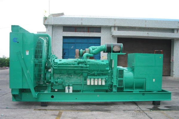 金坛工厂发电机应急发电时如何更准确地检查发电机状态？