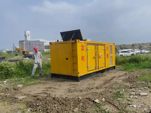 金坛200KW柴油发电机机组每小时的油耗量受哪些因素影响？