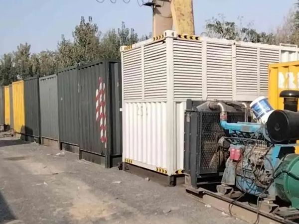 金坛200KW柴油发电机机组每小时油耗是多少？